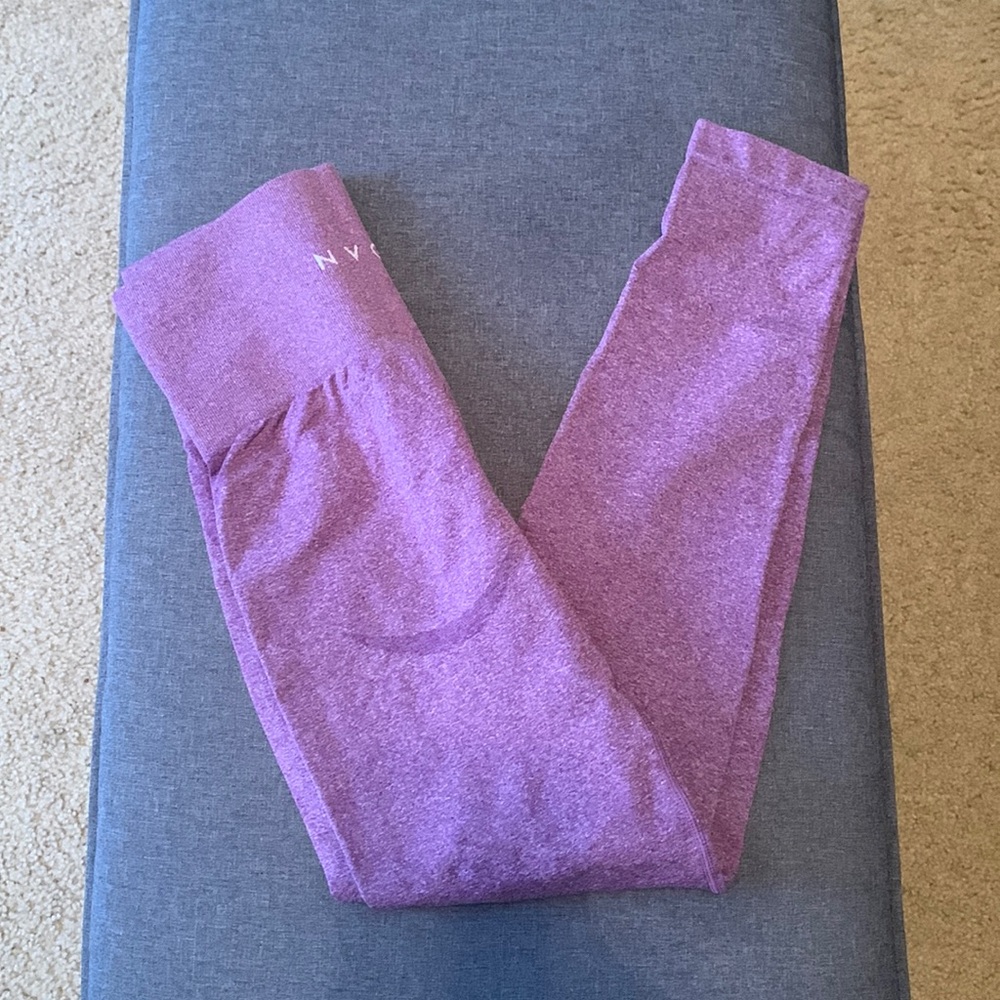 NVGTN Violet Contour Seamless Leggings. Gently worn, in excellent condition!
